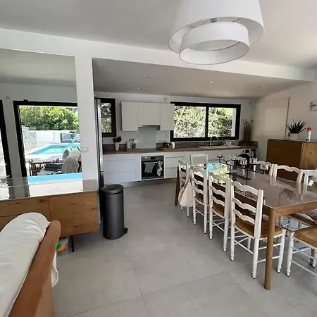 Σπίτι διακοπών Moderne Avec Piscine - 6 Pers. - Fr-1-226b-265